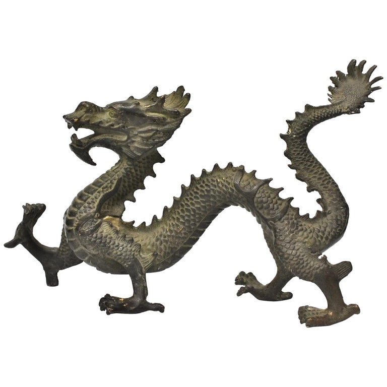 Bronze dragon sculpture (6)