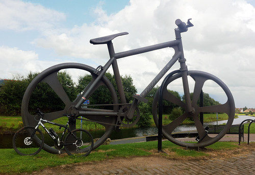 bronze bike sculpture (3)