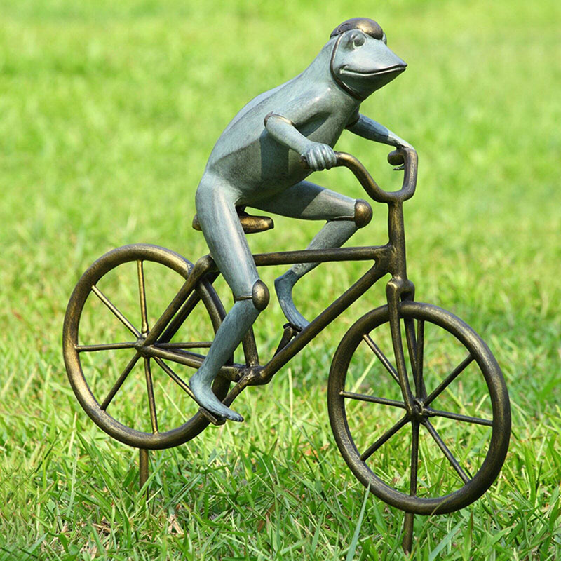 https://www.firststatue.com/garden-ornament-frog-ride-a-bike-small-bronze-sculpture-for-sale-product/