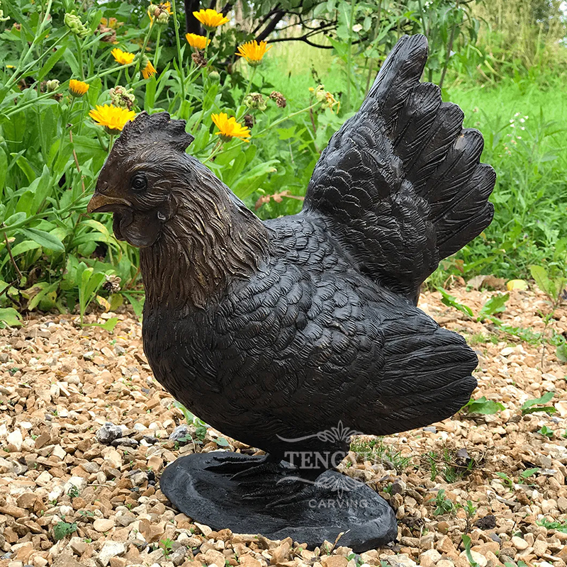 bronze-hen-garden-statue-1