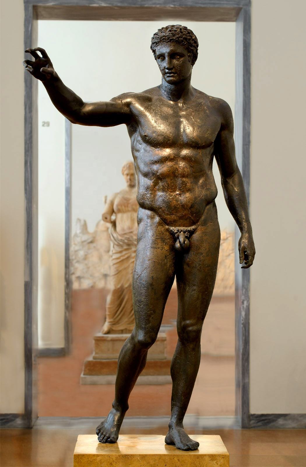 bronze statue of a youth (3)