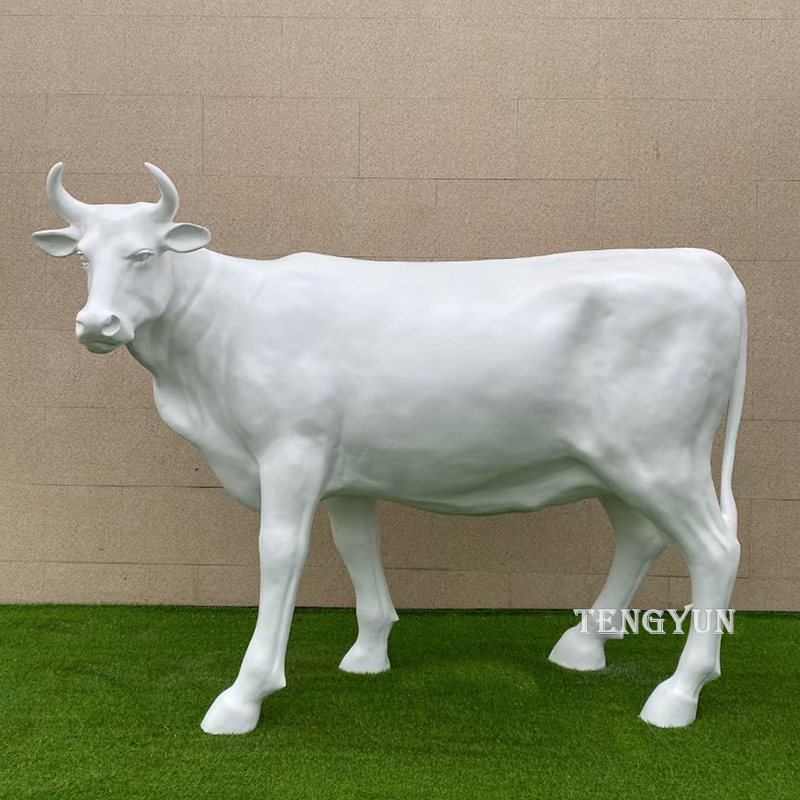 life size fiberglass cow sculpture (6)