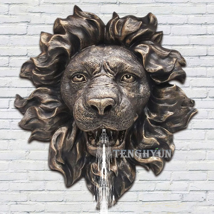 lion head fountain